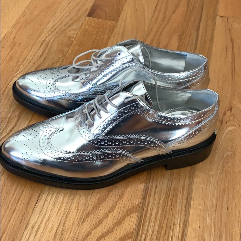 Burberry shoes - Picture 3 of 5